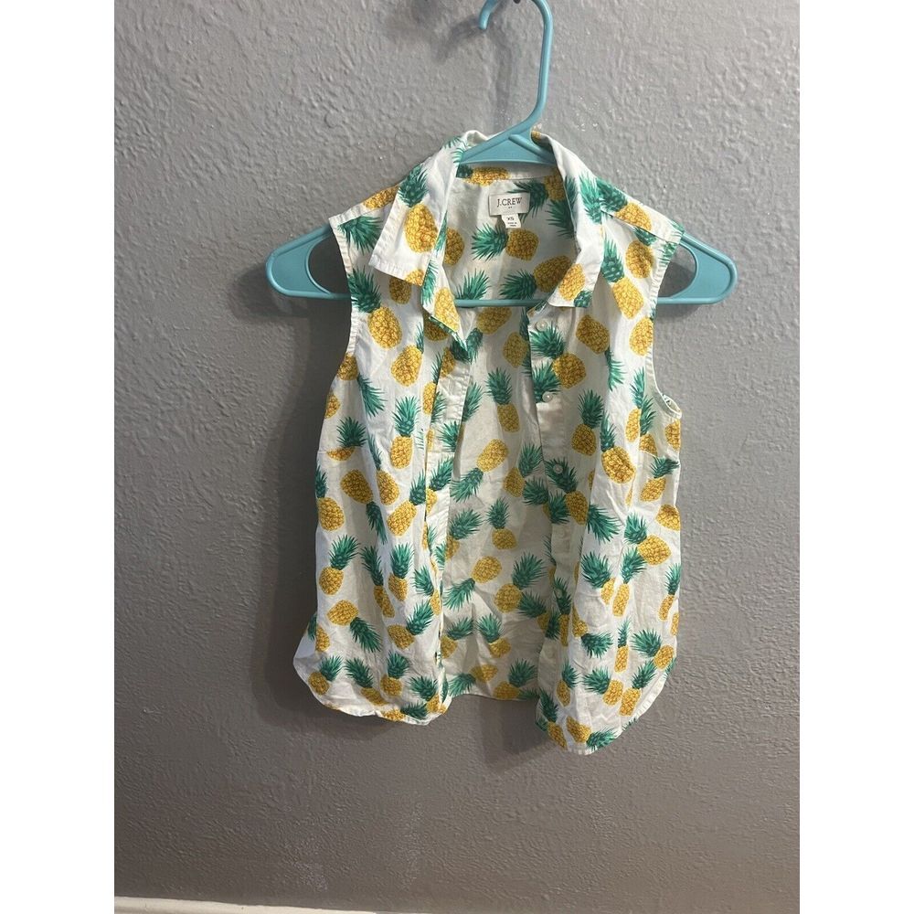 J Crew Shirt Womens Size X Small White Button Up Sleeveless with Pineapples - Picture 1 of 6